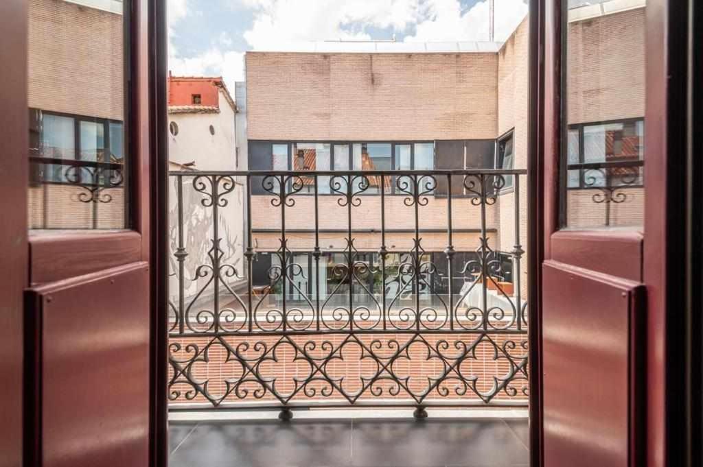 شقة Chueca Gran Via Recoletos Libertad 24 8 مدريد المظهر الخارجي الصورة